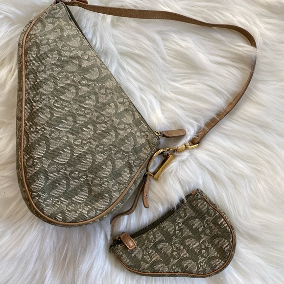 Dior Handbags - Authentic vintage Dior green trotter mini saddle with coin bag